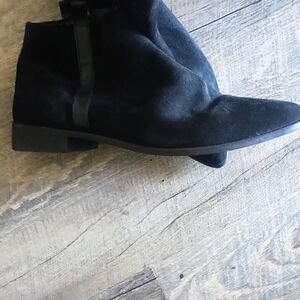 Charles By Charles David Black Heeled Boots